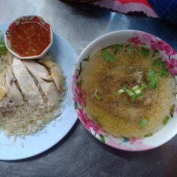 ข้าวมันไก่ต้ม