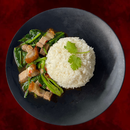 ผัดคะน้าราดข้าว