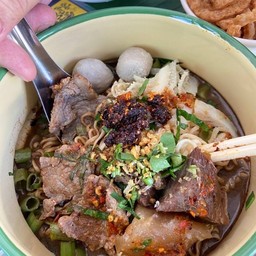 มาม่า รวมเนื้อ