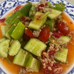 ยำแตงกวา