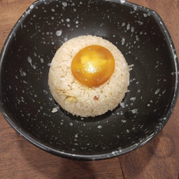 ข้าวผัดมันเนื้อ ไข่ดอง