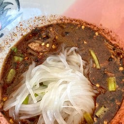ป.ประทีป ก๋วยเตี๋ยวเรือ สาขาสำเพ็งเมืองคอน ลานนายหัว (ตรงข้ามสำเพ็งเมืองคอน)