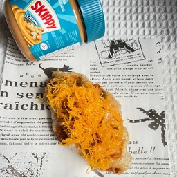 ครอฟเฟิล ฟอยทองเนยถั่ว