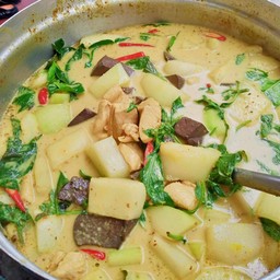 เขียวหวานไก่  มะเขือ ฟัก