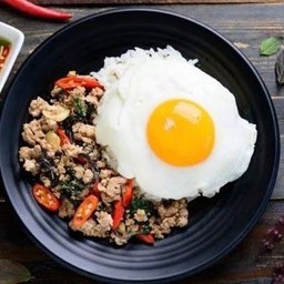 ข้าวกระเพราหมู