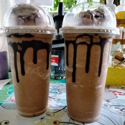 มะพร้าวปั่นนมสด& Smoothie 1