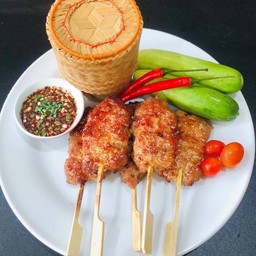 หมูปิ้งนมสด