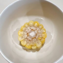 ข้าวโพดหั่นท่อน