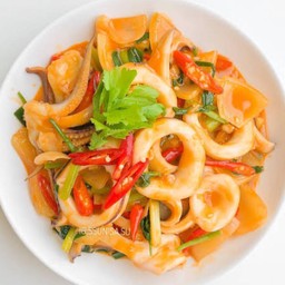 ปลาหมึกผัดไข่เค็ม