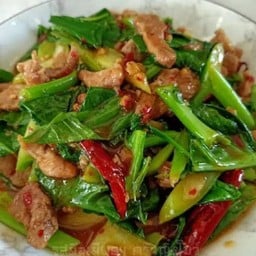 ผัดคะน้า