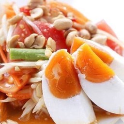 ตำไทยไข่เค็ม