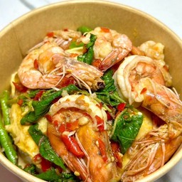 ข้าวกะเพรากุ้ง