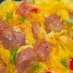 ข้าวไข่เจียวแหนม