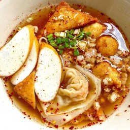 [อร่อยซ่ากับโค้ก] เกาเหลาต้มยำรวม +  โค้ก ออริจินัล (ขวด)