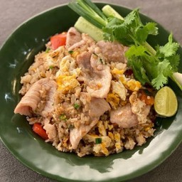 ข้าวผัด หมู