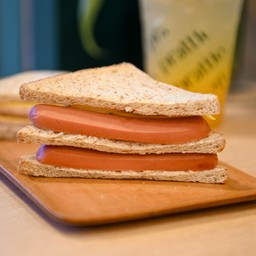 Sandwich Sausage Pizza