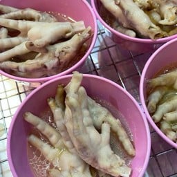 ลุงอ้วนขนมจีนบุฟเฟต์ -