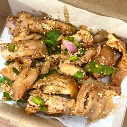 ลาบสะโพกไก่อบ