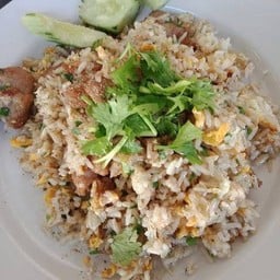 ข้าวผัดหมู