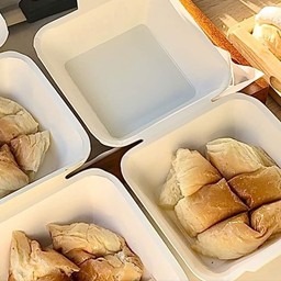 ปังกลมปิ้งเนยนม