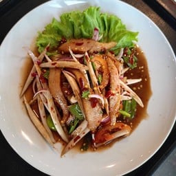 ยำไหลบัวคอหมูย่าง