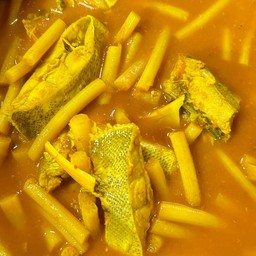 แกงส้มปลาจารเม้ดไหลบัวใส่ระกำ