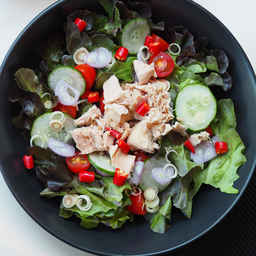 ยำสลัดทูน่า