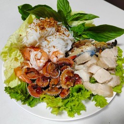 เมี่ยงรวม 4 อย่าง หอยแครง+กุ้ง+หมูสามชั้น+ปลาทู