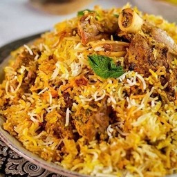 ข้าวผัดแม็กซิกันกับเนื้อ