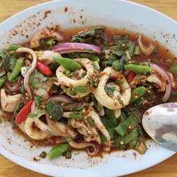 ลาบปลาหมึก