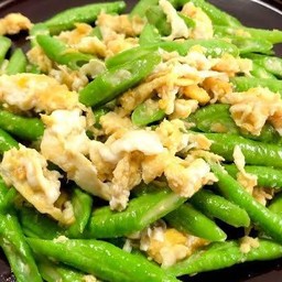 ถั่วฝักยาวผัดไข่
