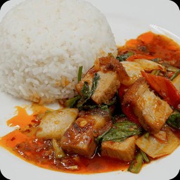 ผัดพริกเผาราดข้าว