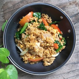ข้าวผัดรถไฟ (ข้าวผัดซีอิ๊ว)