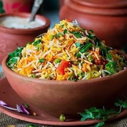 ข้าวผัดแม็กซิกันกับผัก