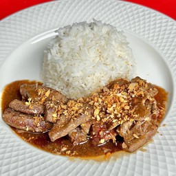ข้าวตับหมูผัดกระเทียม