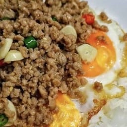 ข้าวไข่ดาว2ใบทรงเครื่อง