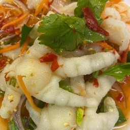 ยำเล็บมือนาง