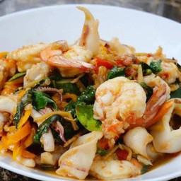 ผัดฉ่าทะเล