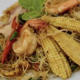 ผัดขี้เมาเส้นหมี่