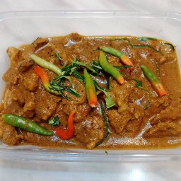 แกงคั่วกะทิหมู