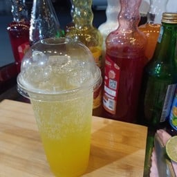 สับปะรดโซดา