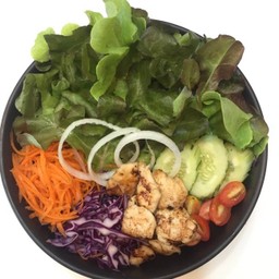 สลัดไก่ย่าง