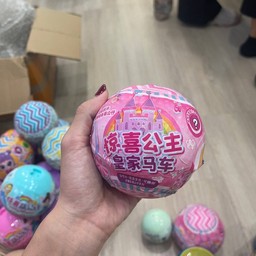 ไข่สุ่มเจ้าหญิงปราสาท