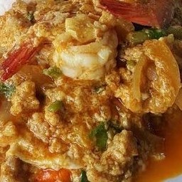 ทะเลผัดผงกะหรี่ข้าวไรซ์เบอร์รี่