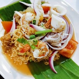 ยำมาม่าทะเล