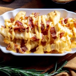 เบคอน ชีส ฟรายส์