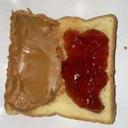 ปังปิ้งทูโทน เนยถั่ว & แยมสตรอเบอร์รี่