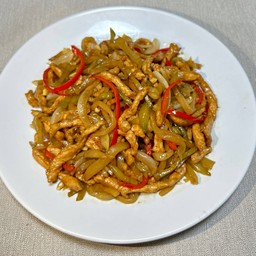 ผัดหมูเส้นผักกาดดอง