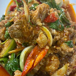 ผัดเผ็ดซี่โครงอ่อน
