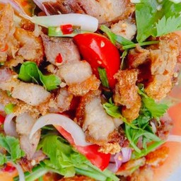 ข้าวยำหมูกรอบ